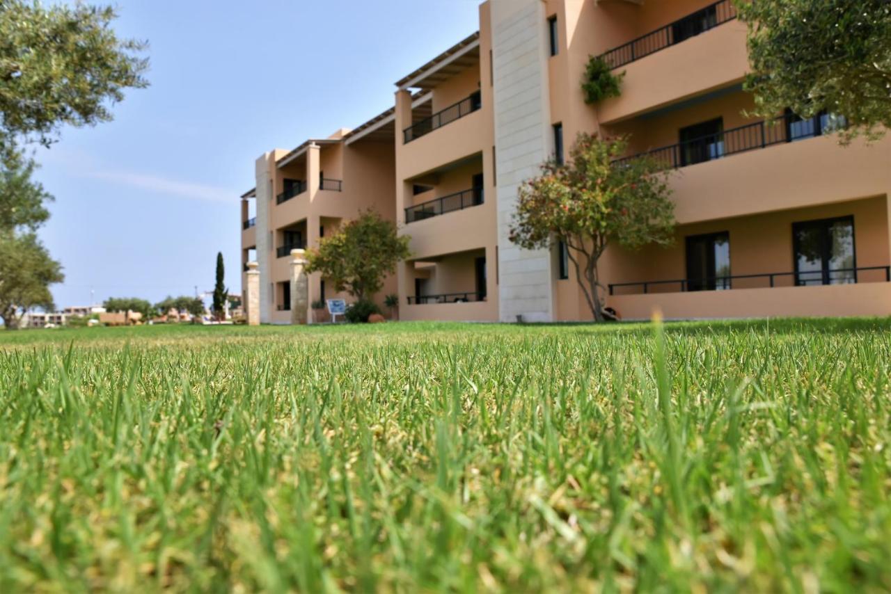 Golden Bay Hotel Apartments Μάλια Εξωτερικό φωτογραφία