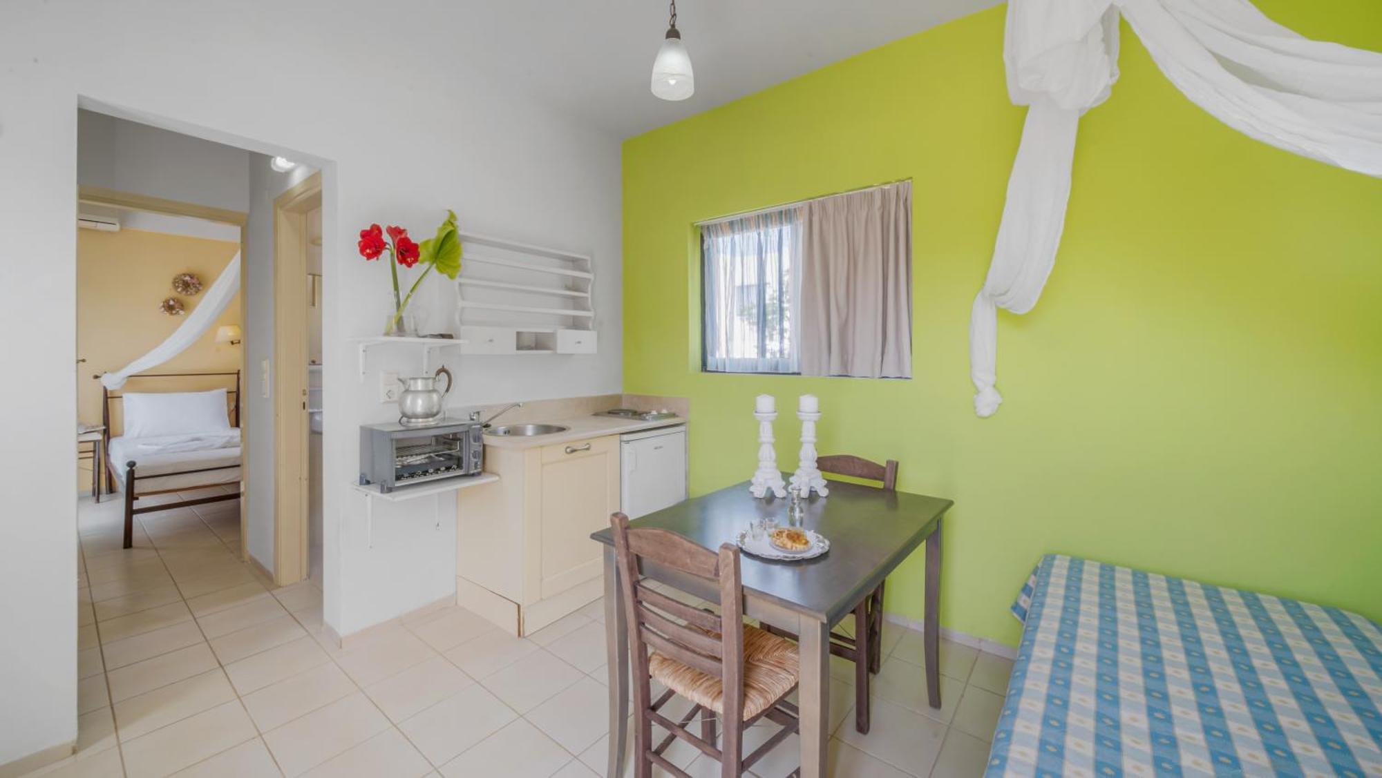 Golden Bay Hotel Apartments Μάλια Δωμάτιο φωτογραφία
